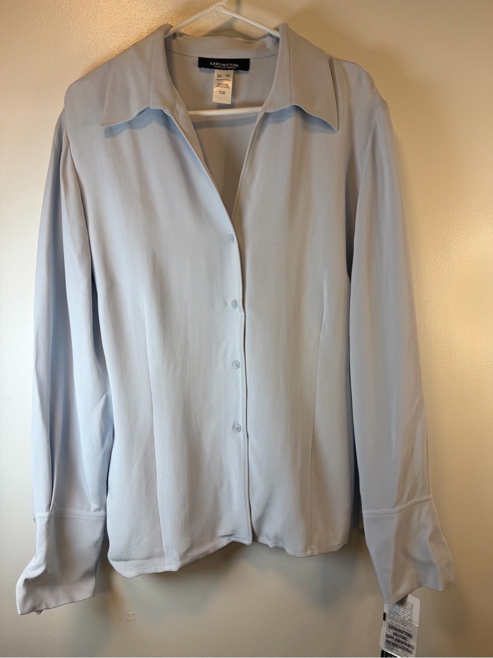 Jones New York Sky Blue Silk Long Sleeve Wide Cuffs Dress Shirt Women’s size 16
